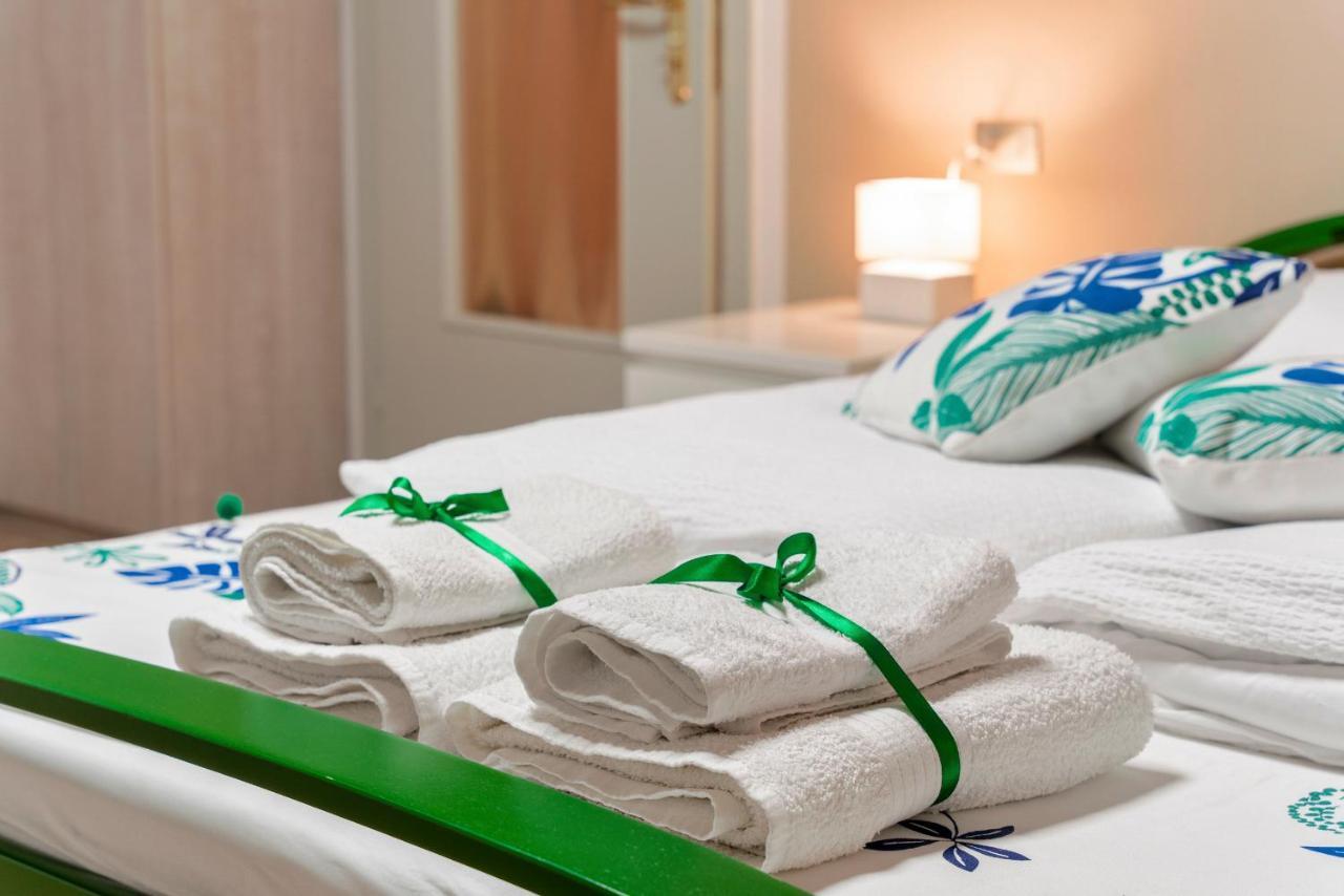Iseo Portelle Holiday With Private Parking And Bike Storage Екстер'єр фото