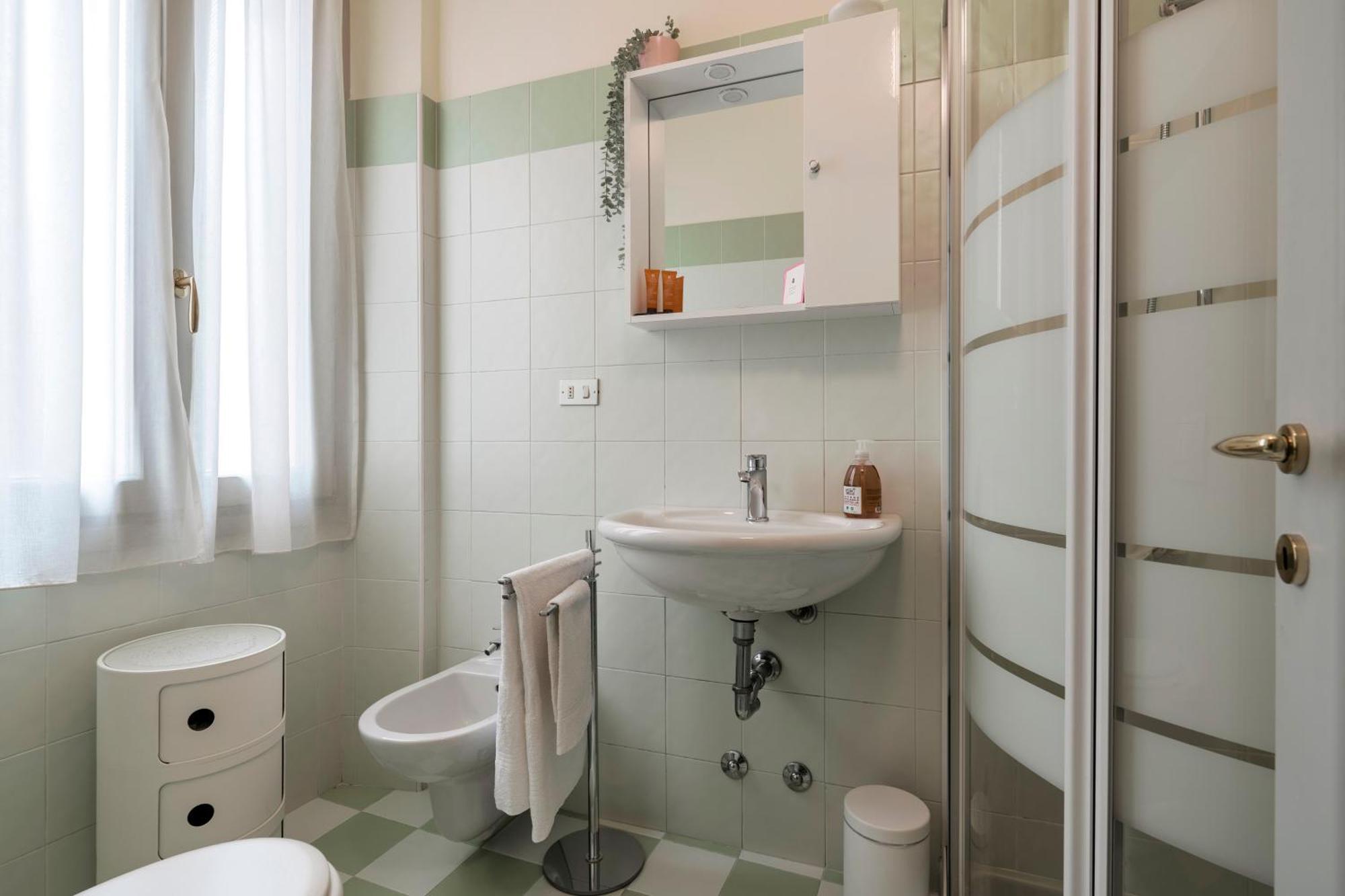 Iseo Portelle Holiday With Private Parking And Bike Storage Екстер'єр фото